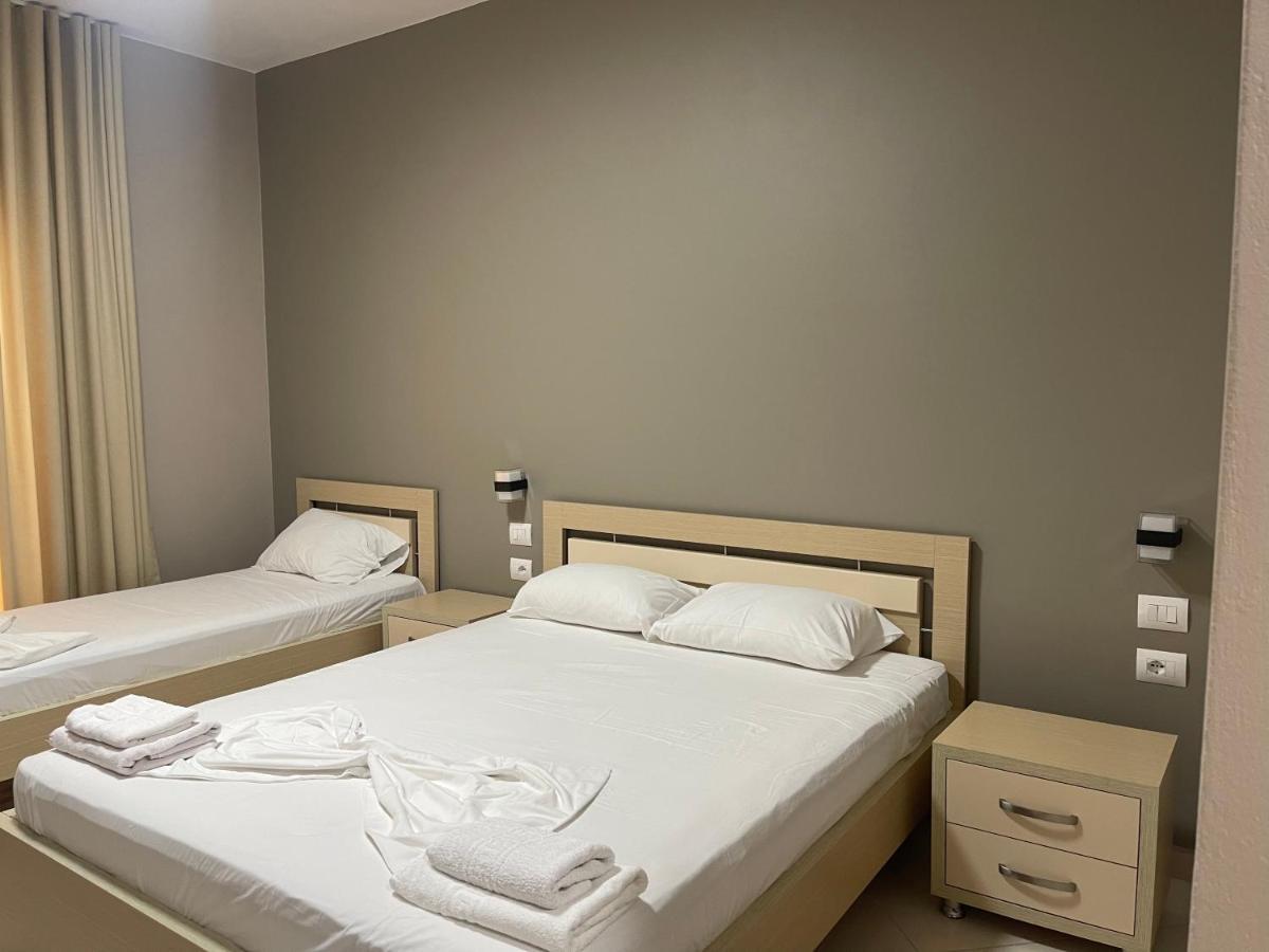 Season Inn Dhërmi Εξωτερικό φωτογραφία