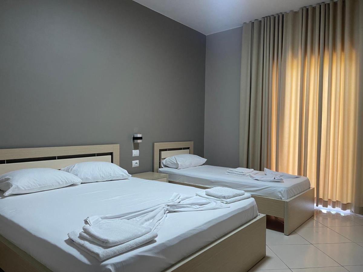 Season Inn Dhërmi Εξωτερικό φωτογραφία