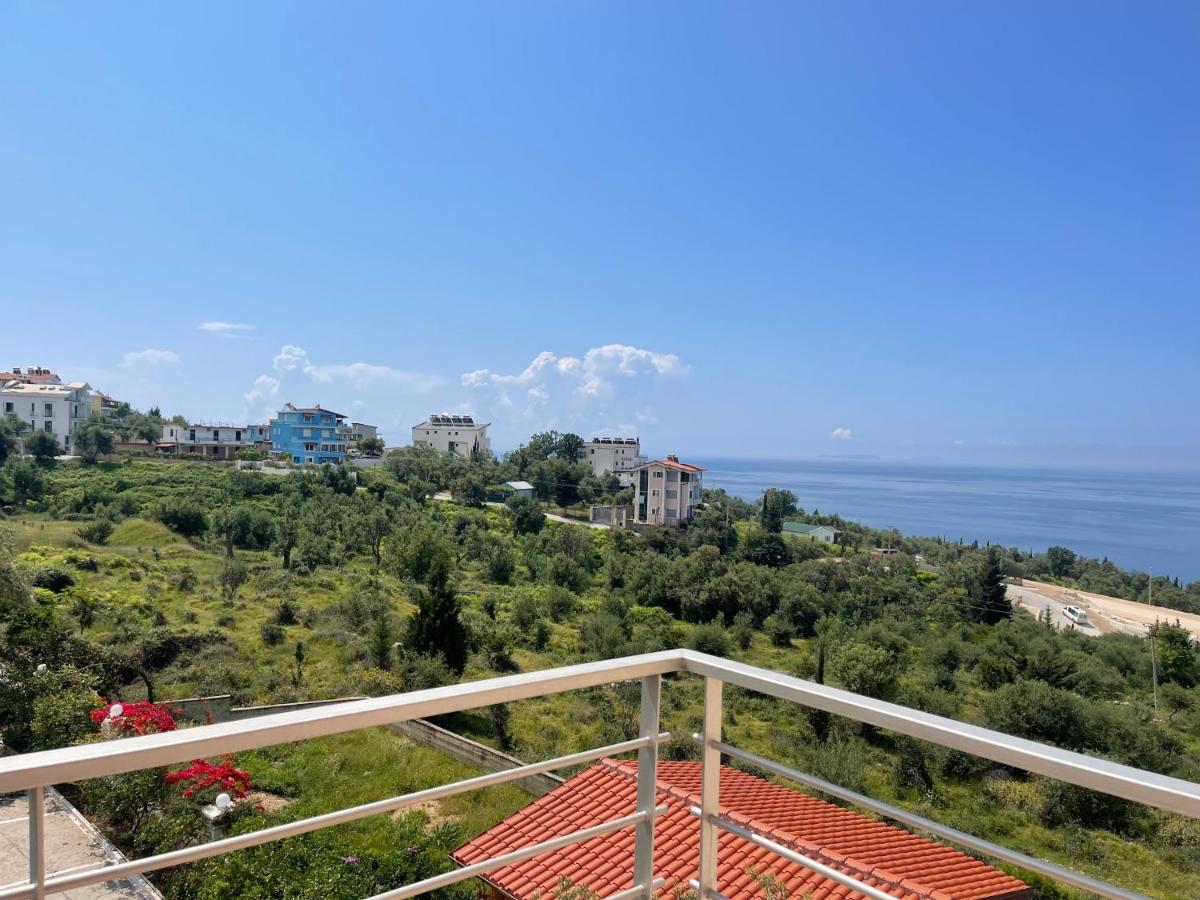 Season Inn Dhërmi Εξωτερικό φωτογραφία