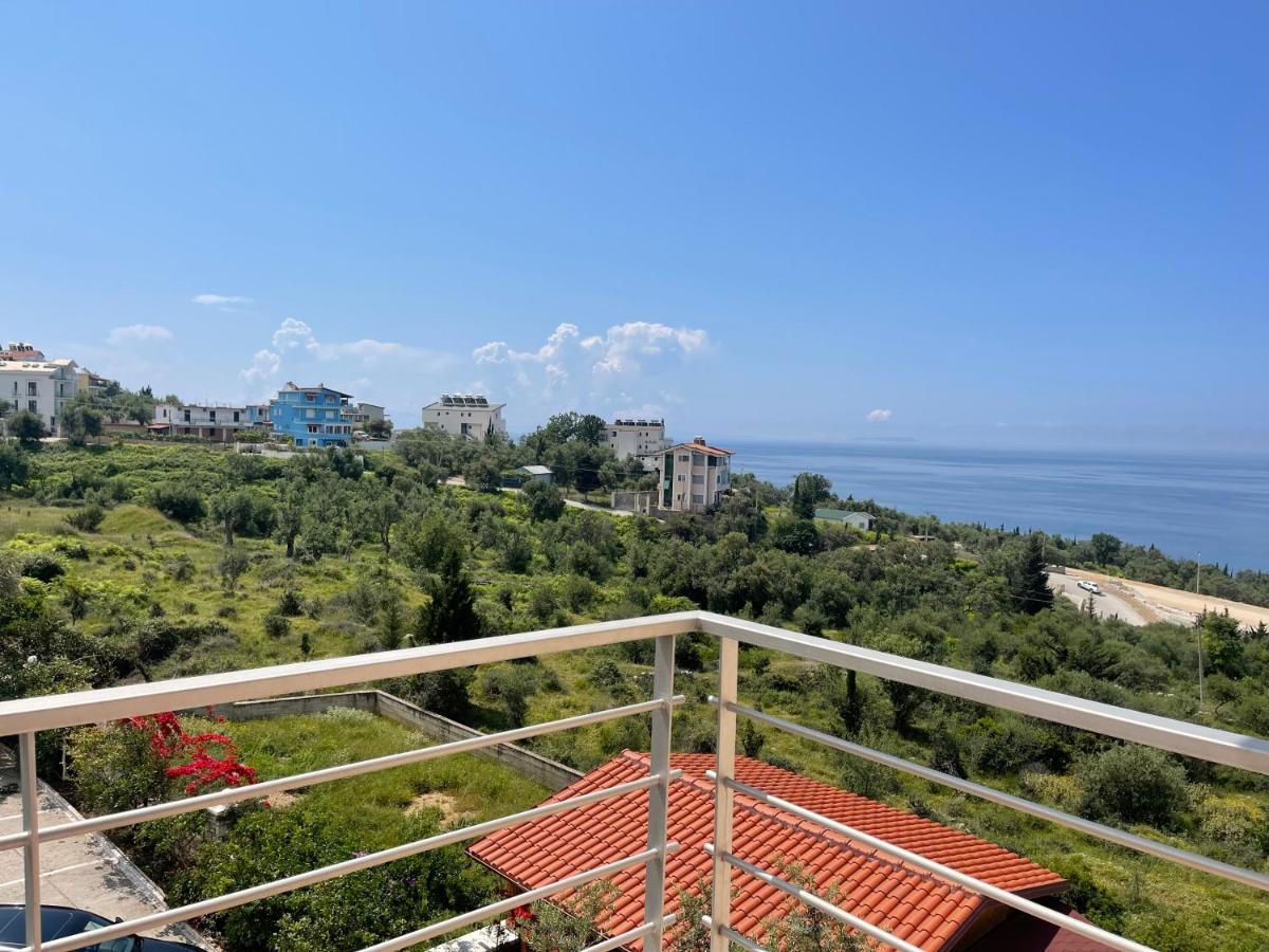 Season Inn Dhërmi Εξωτερικό φωτογραφία