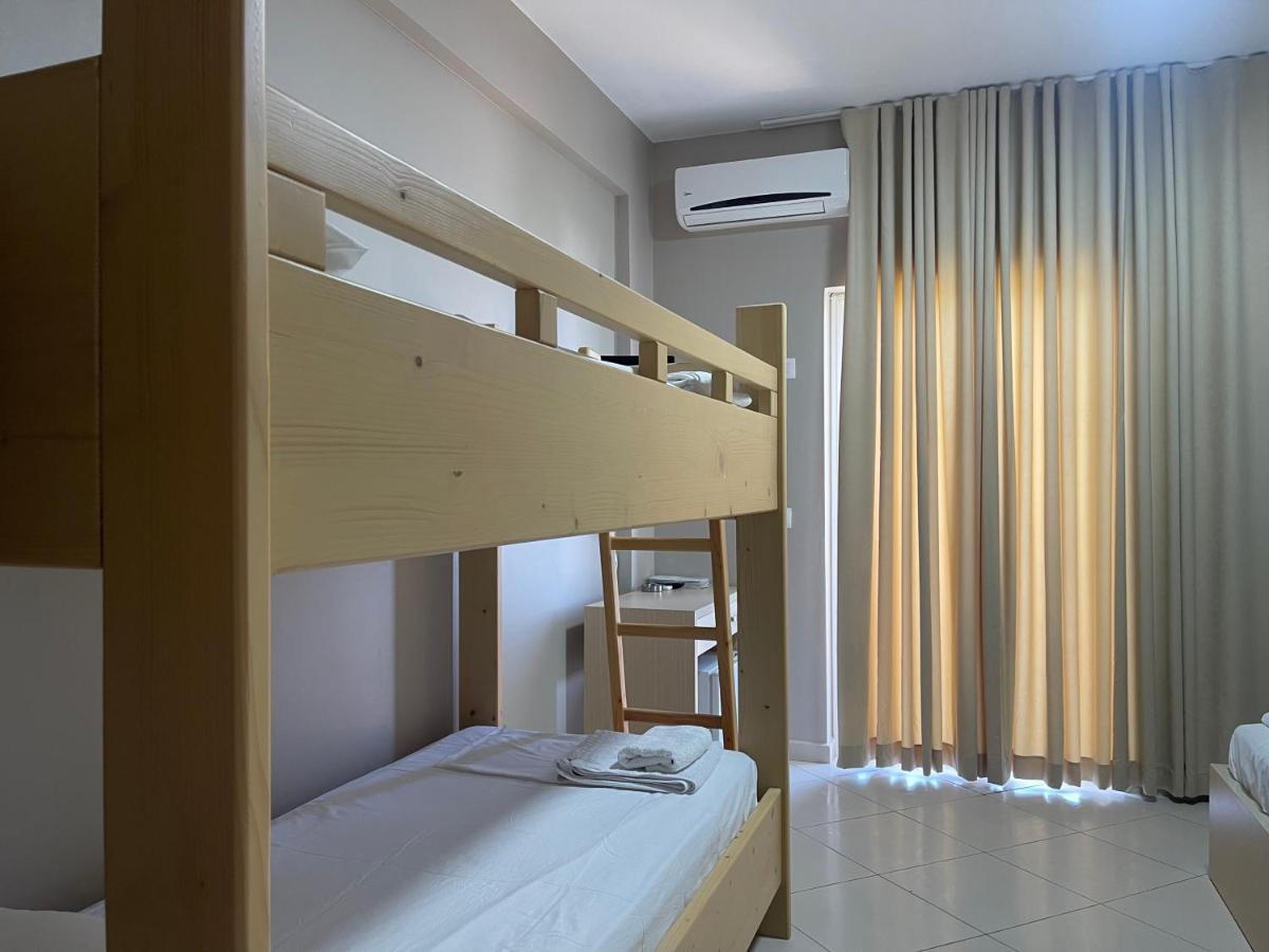 Season Inn Dhërmi Εξωτερικό φωτογραφία