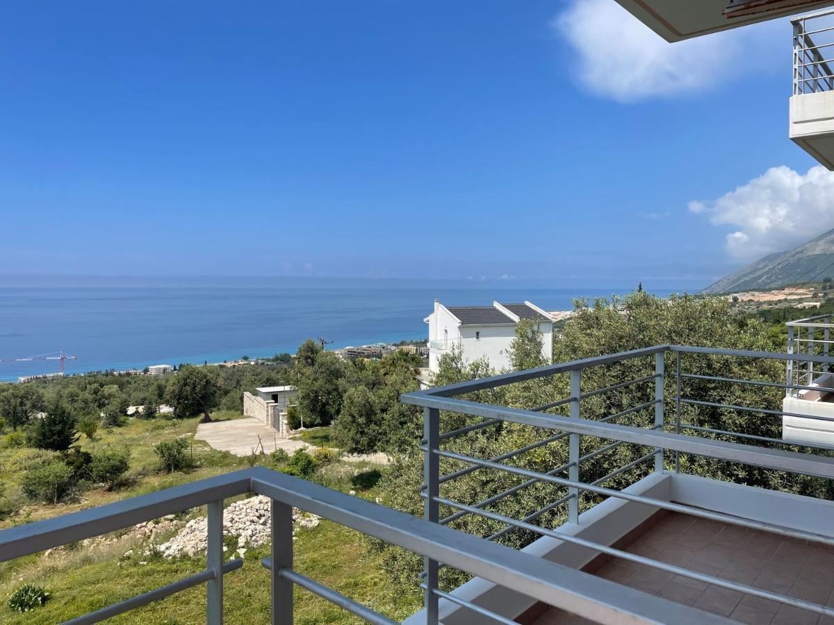 Season Inn Dhërmi Εξωτερικό φωτογραφία
