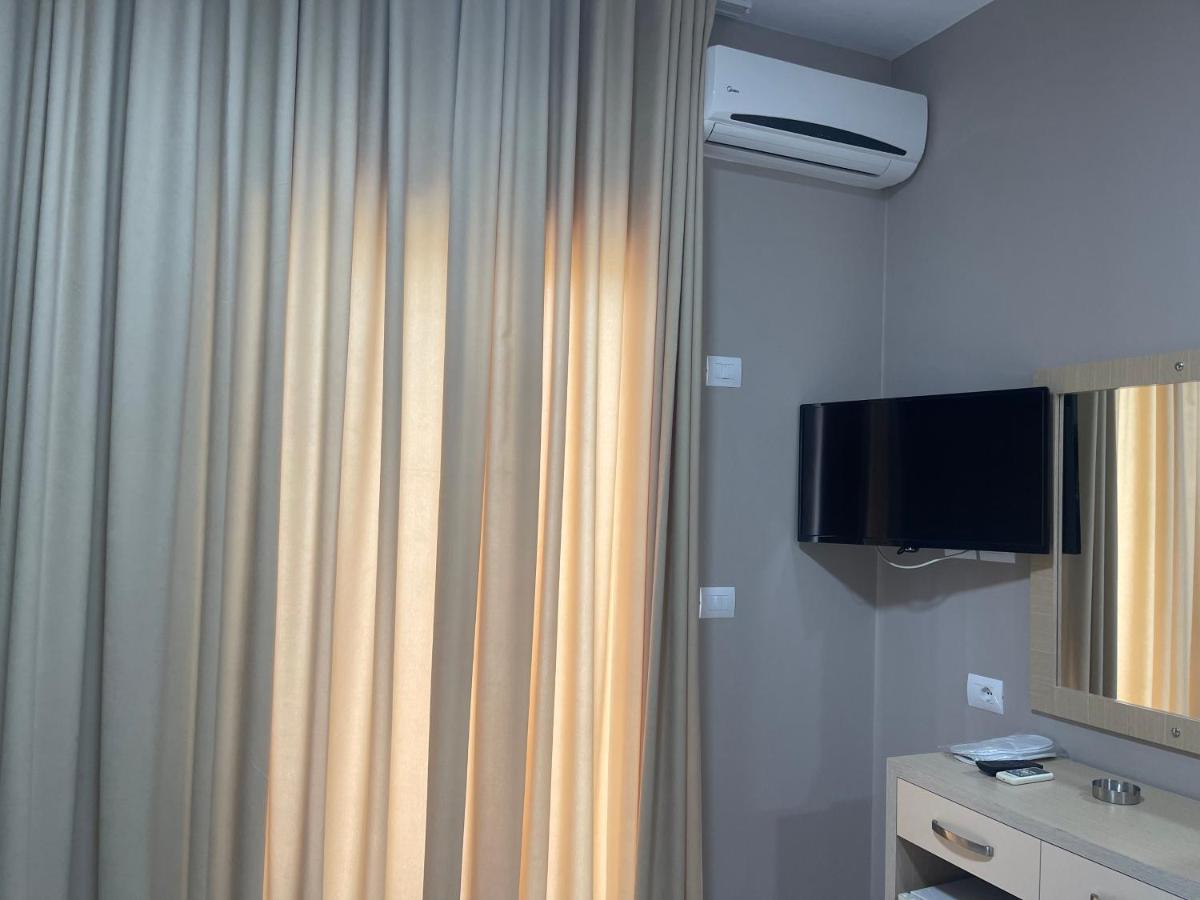 Season Inn Dhërmi Εξωτερικό φωτογραφία