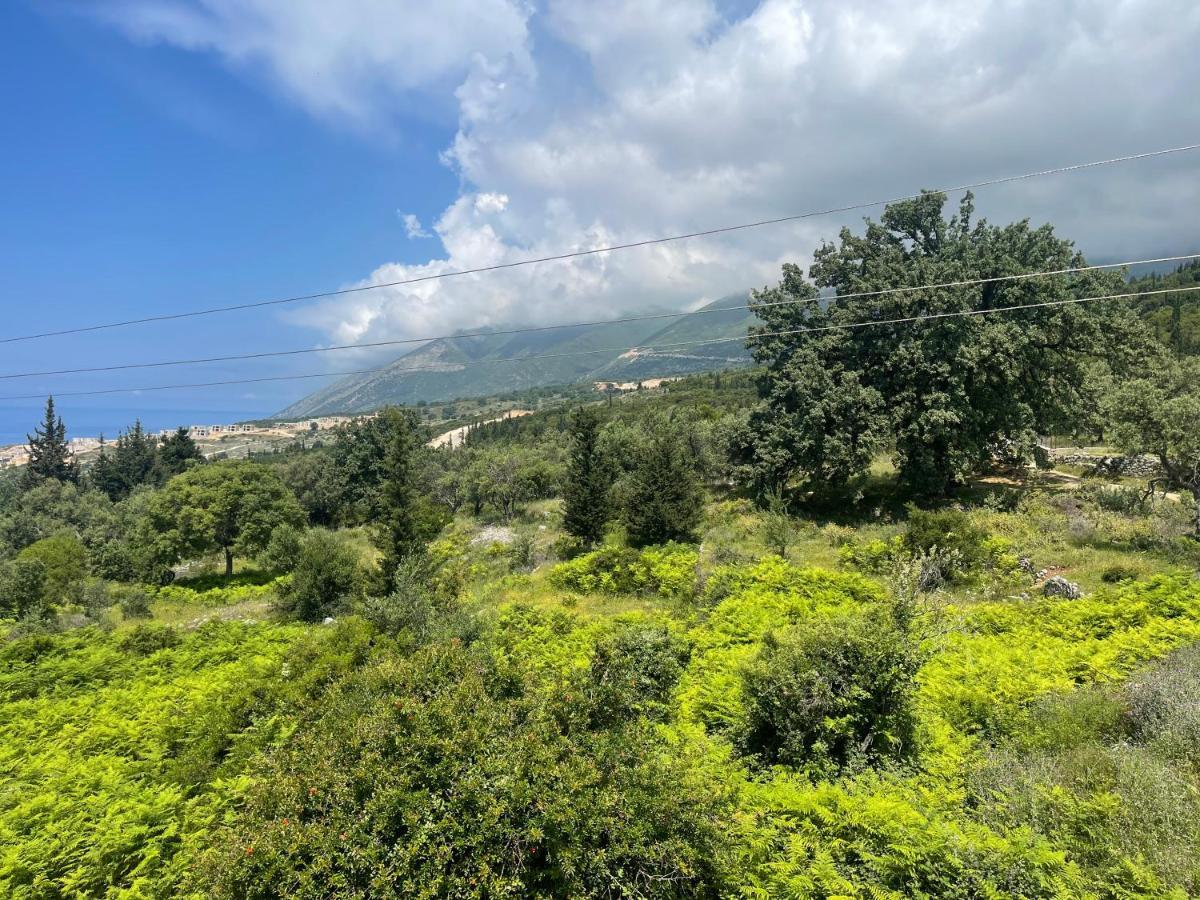 Season Inn Dhërmi Εξωτερικό φωτογραφία