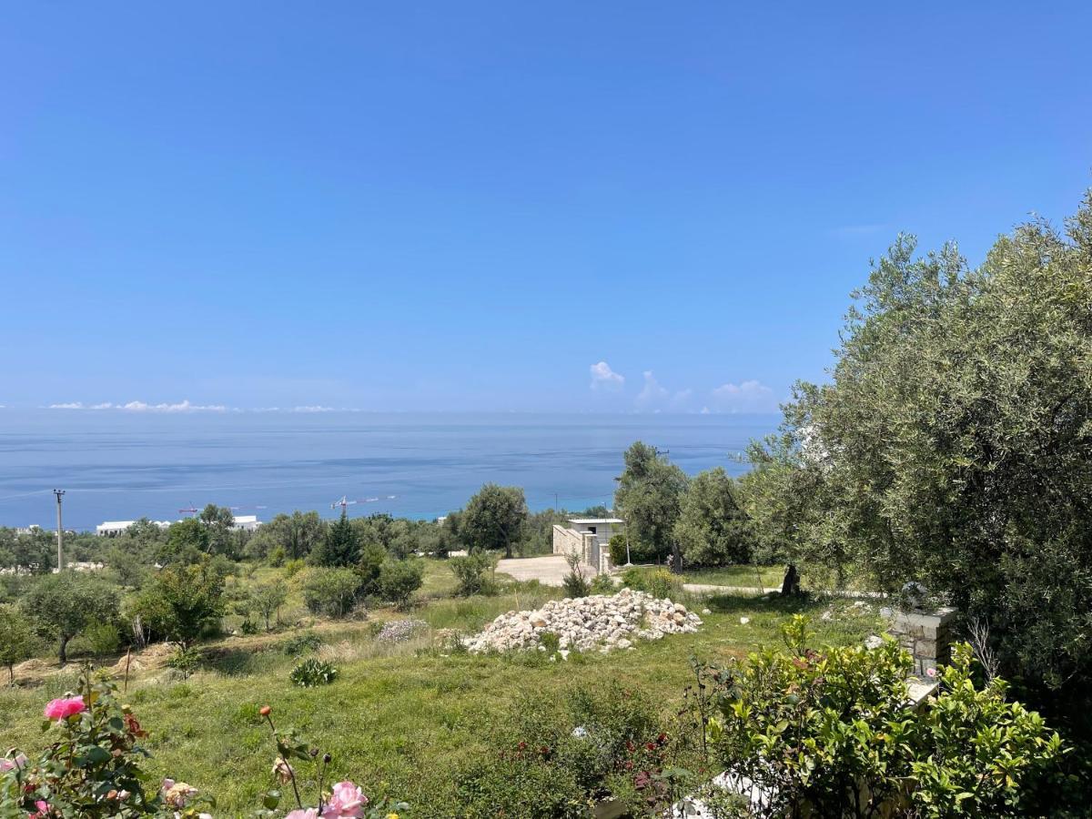 Season Inn Dhërmi Εξωτερικό φωτογραφία