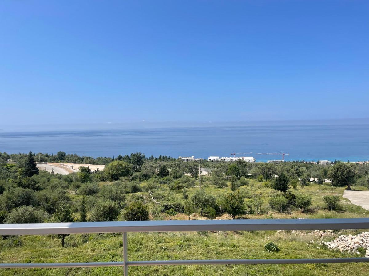 Season Inn Dhërmi Εξωτερικό φωτογραφία