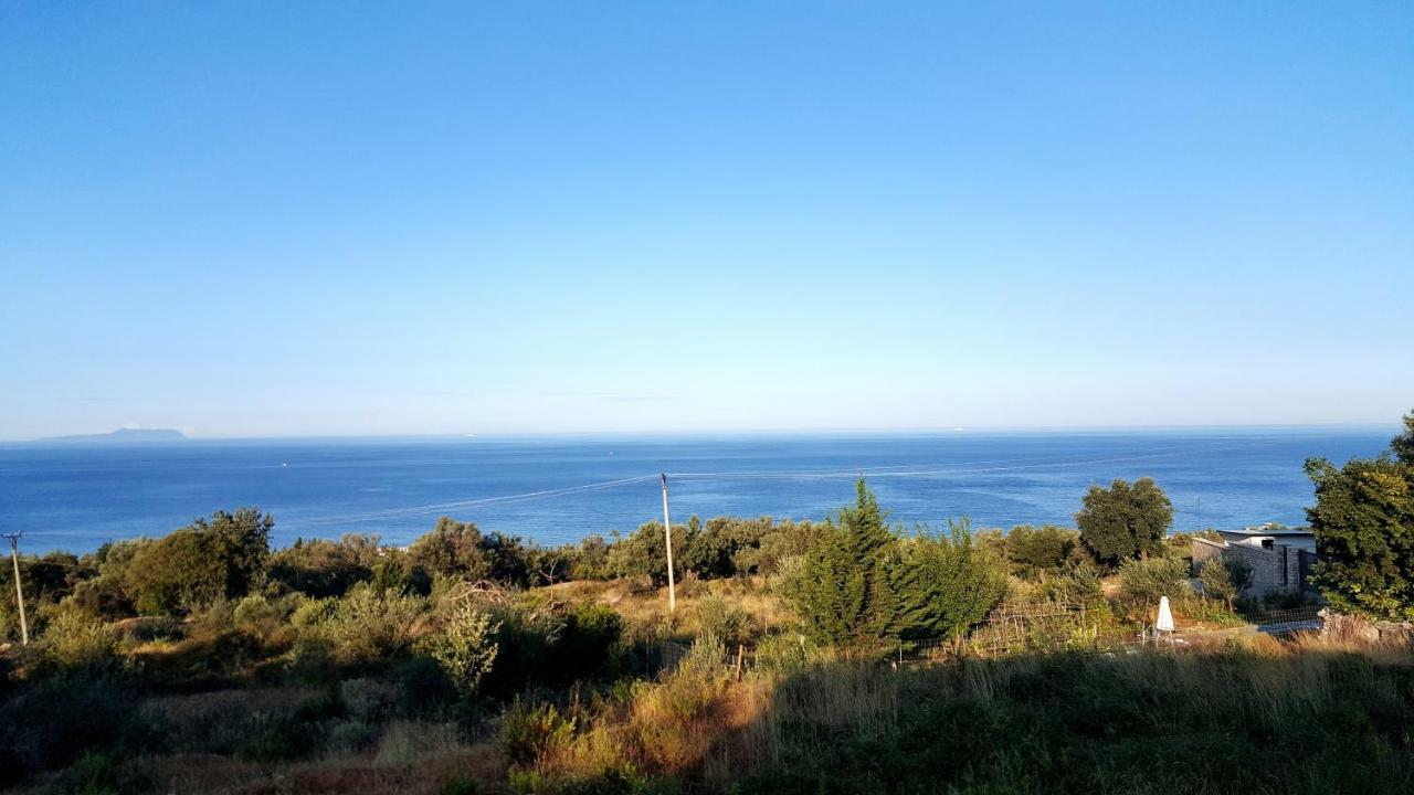 Season Inn Dhërmi Εξωτερικό φωτογραφία