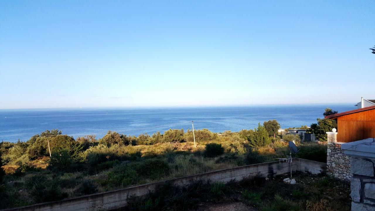 Season Inn Dhërmi Εξωτερικό φωτογραφία